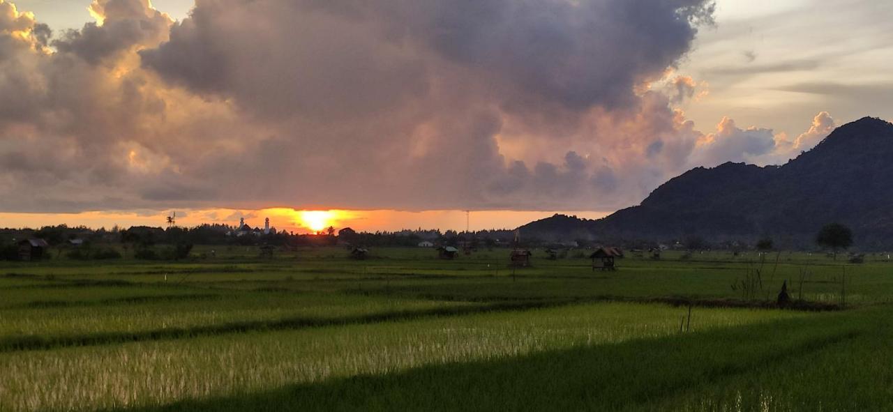 Eddie's Homestay Lhonga