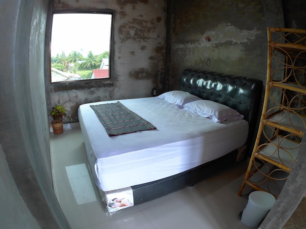 Eddie's Homestay *