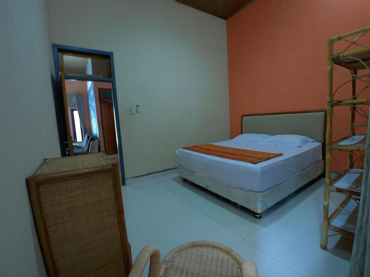 Homestay Eddie's